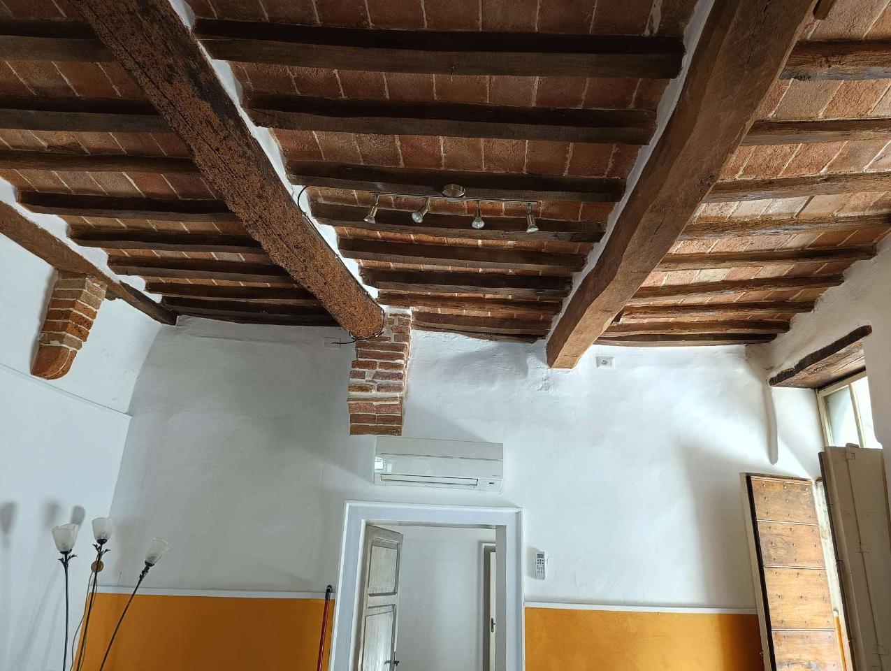 Negozio in Via Giacomo Matteotti 124, Todi, {3} - Foto 2