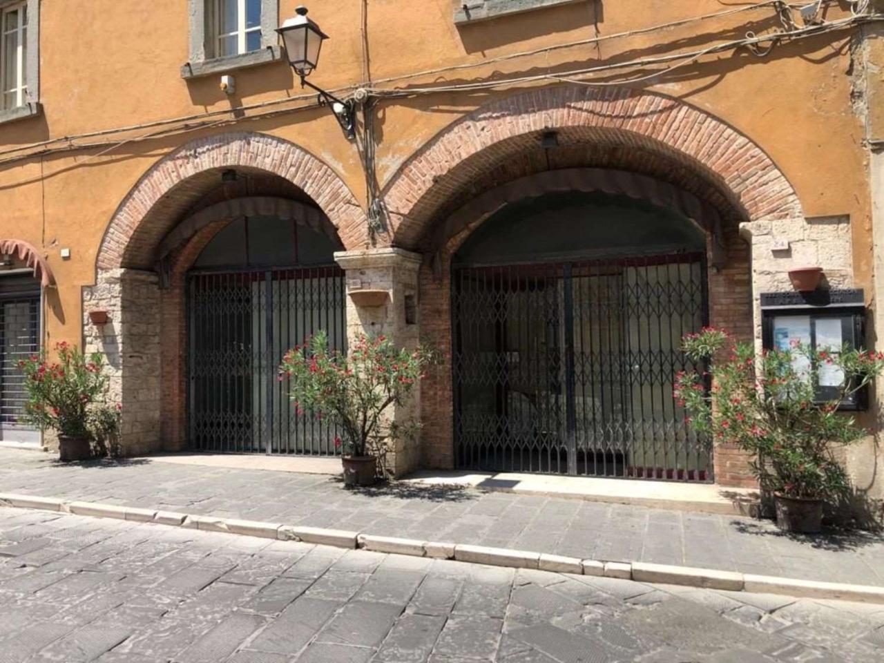 Negozio in Mazzini, Todi, {3} - Foto 1
