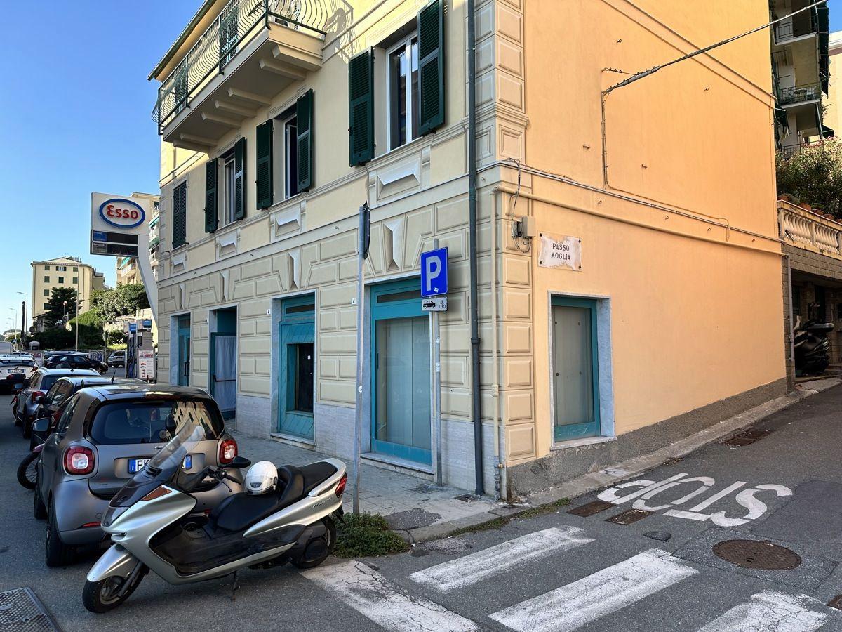 Negozio in Via Murcarolo 4r, Genova, {3} - Foto 2