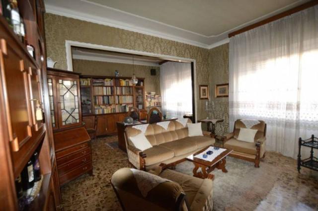 Apartament in {3}, Viale Trieste 10 - Photo 1