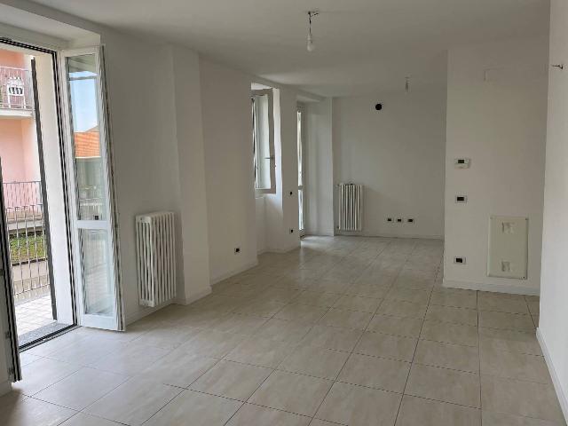 3-room flat in Via Novara, Casorate Sempione - Photo 1