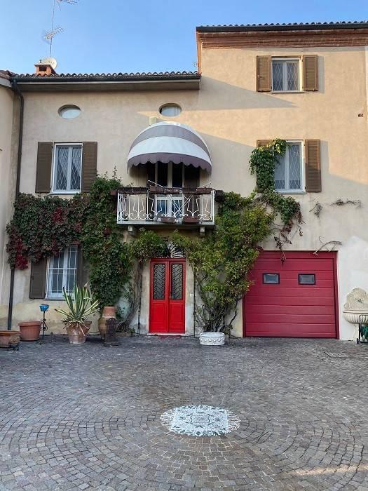 Villa in vendita a Casale Monferrato