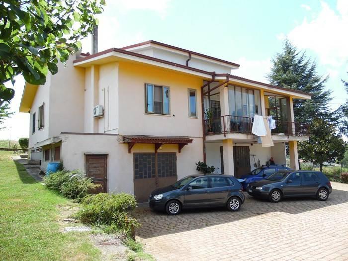 Villa in vendita a Moncalvo
