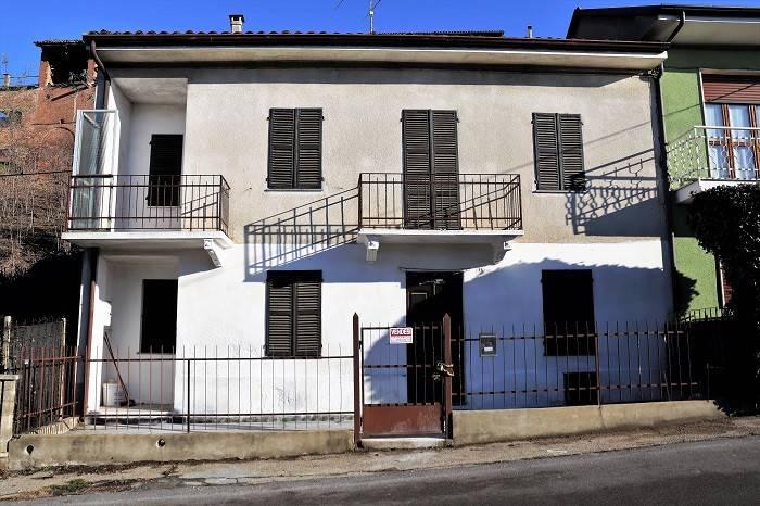Casa indipendente in vendita a Montechiaro D'Asti