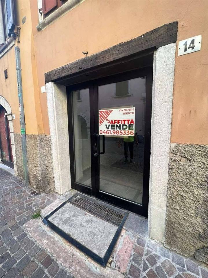 Negozio in vendita a Trento