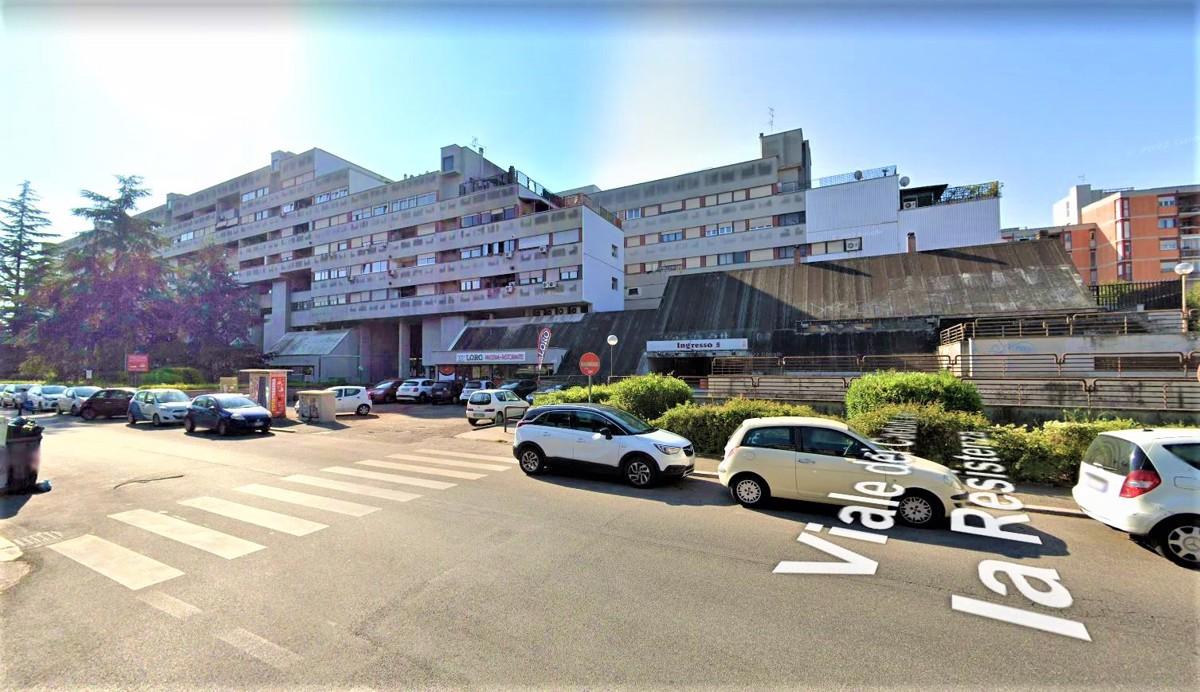 Negozio in Viale dei Caduti per La Resistenza 178, Roma, {3} - Foto 1