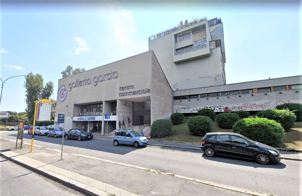 Negozio in Viale dei Caduti per La Resistenza 178, Roma, {3} - Foto 2