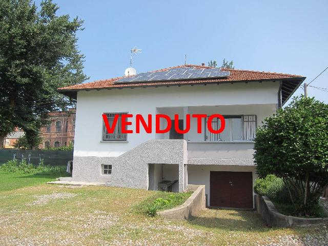 Villa in Via Felice Cavallotti, Vergiate - Foto 1