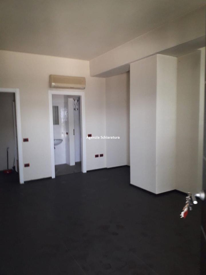 Ufficio in , Vallefoglia, {3} - Foto 2