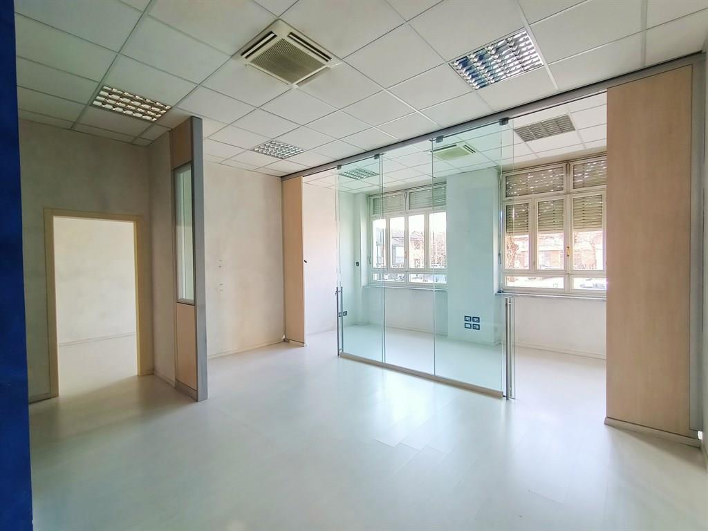 Ufficio in Via Sandro  Botticelli 151, Torino, {3} - Foto 1