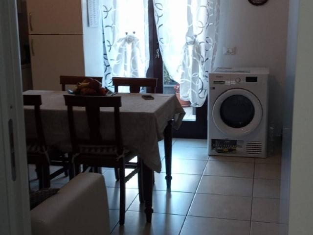 2-room flat in Via dei Lavoratori, Pesaro - Photo 1