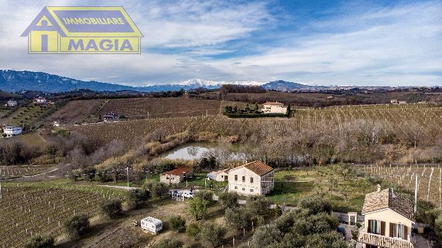 Country house or cottage in {3}, Contrada Spiagge 5 - Photo 1