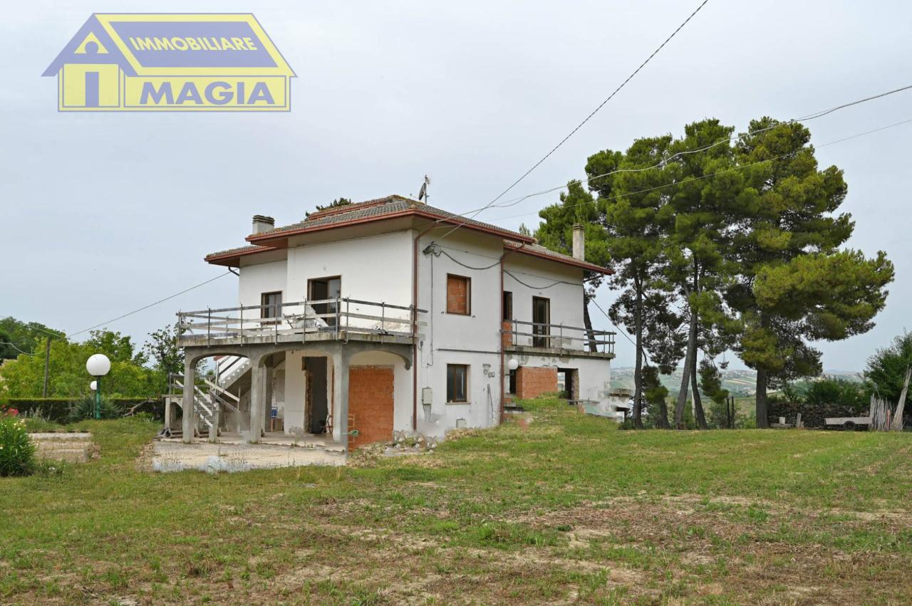 Casa indipendente in vendita a Acquaviva Picena