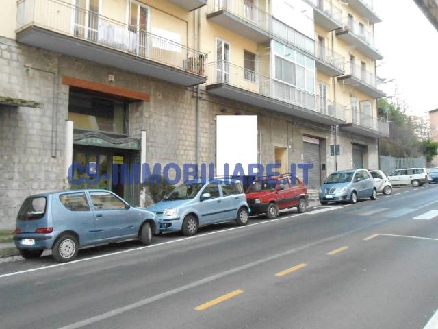 Geschäft in Via Vaccaro, Potenza - Foto 1