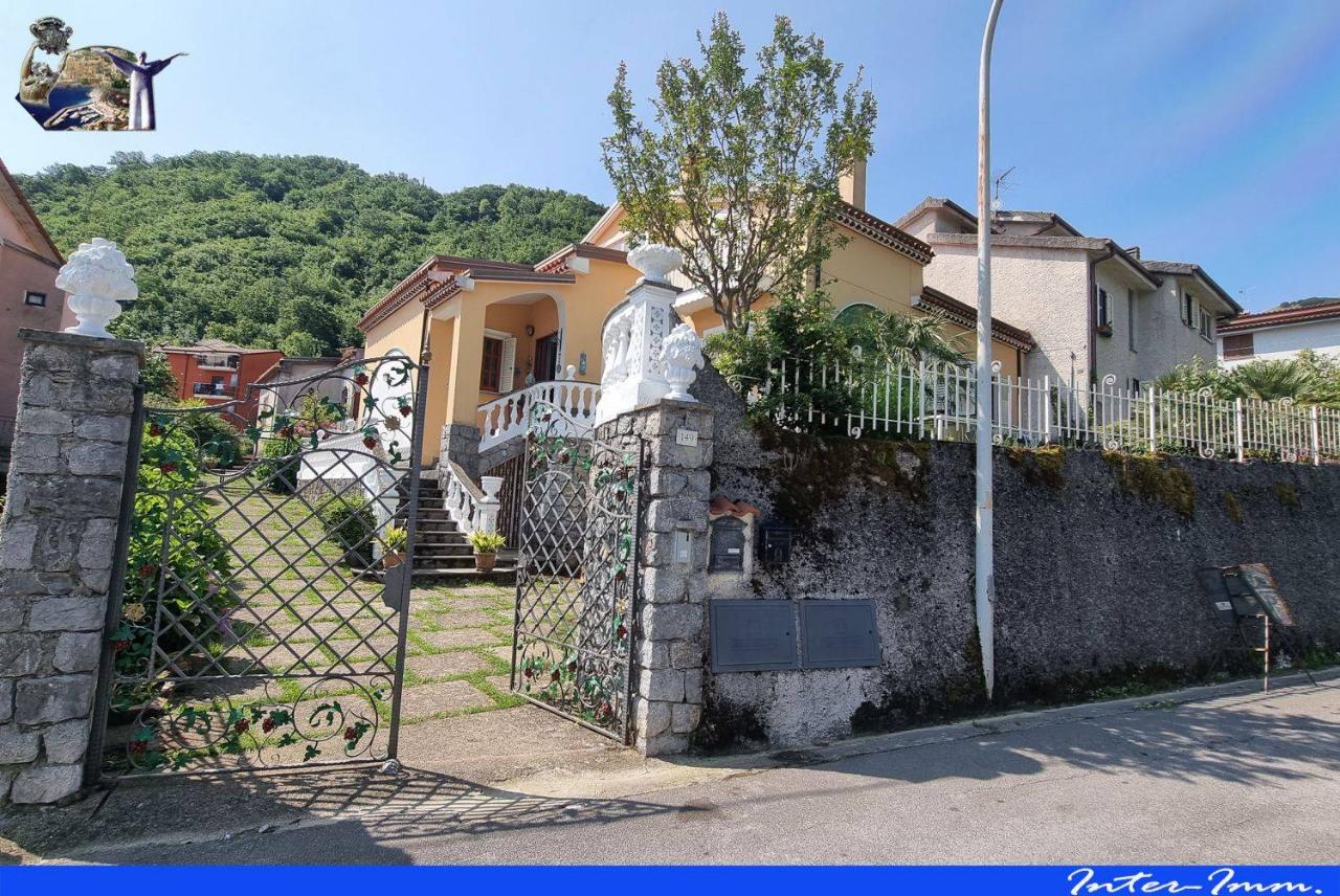 Villa in vendita a Trecchina