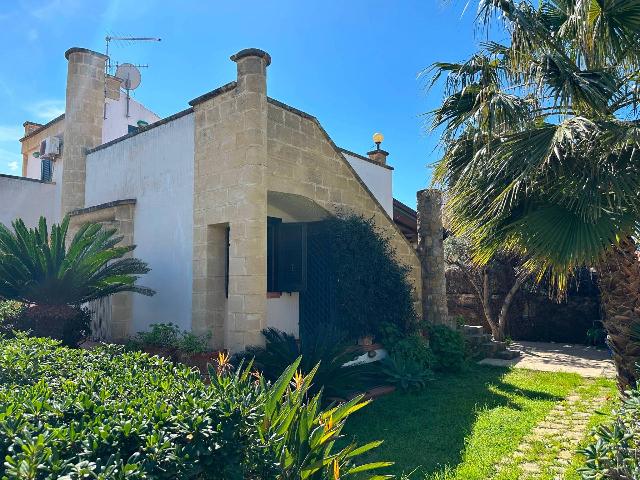 Villa in Lungomare del Mediterraneo 32, Campofelice di Roccella - Foto 1