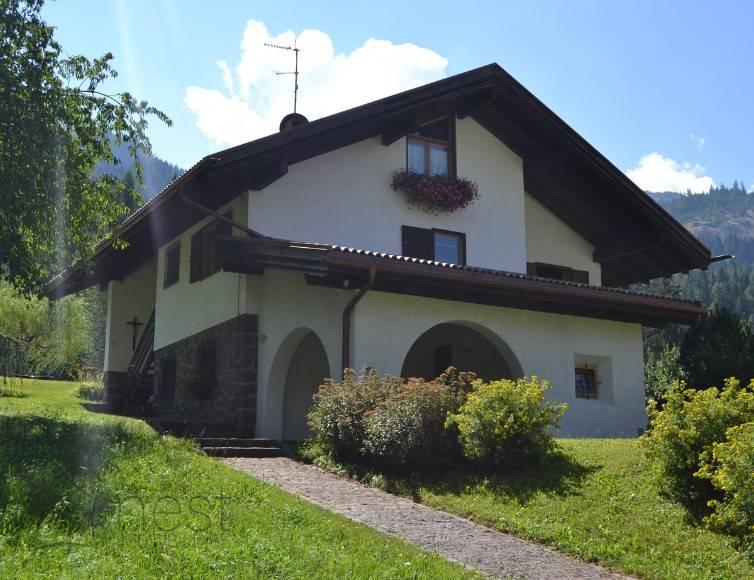 Villa in vendita a Ziano Di Fiemme