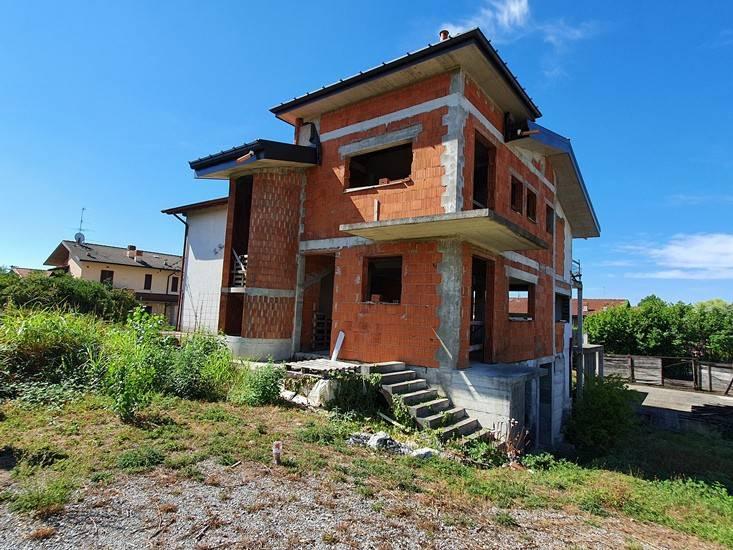 Villa in vendita a Torre De' Roveri