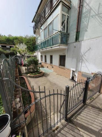 Apartament in Via dei Mille 3, Potenza - Photo 1