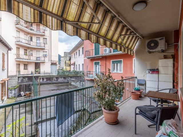 Vierzimmerwohnung in Via Edmondo De Amicis 15, Omegna - Foto 1