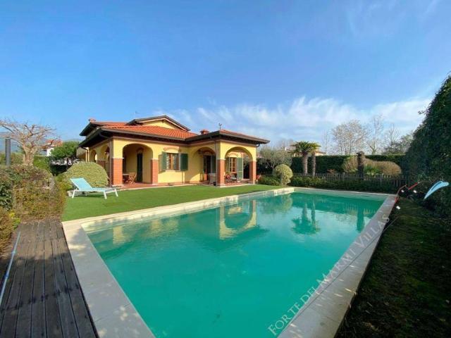 Villa in Via Quattro Madonne 24, Castelnuovo Rangone - Foto 1