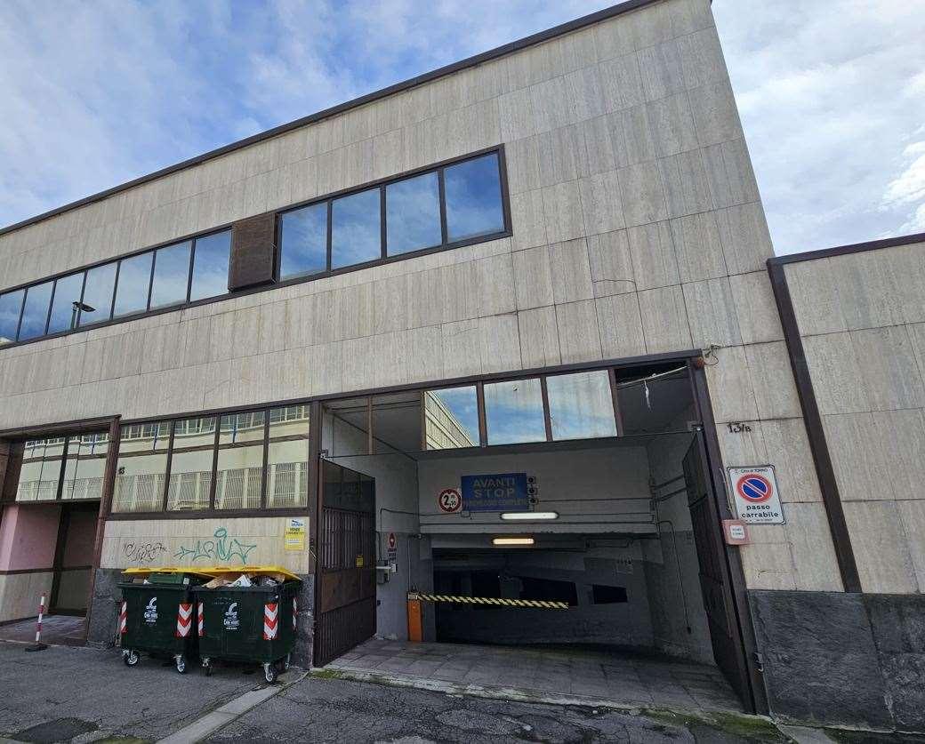 Magazzino in Via Pessinetto 13, Torino, {3} - Foto 2