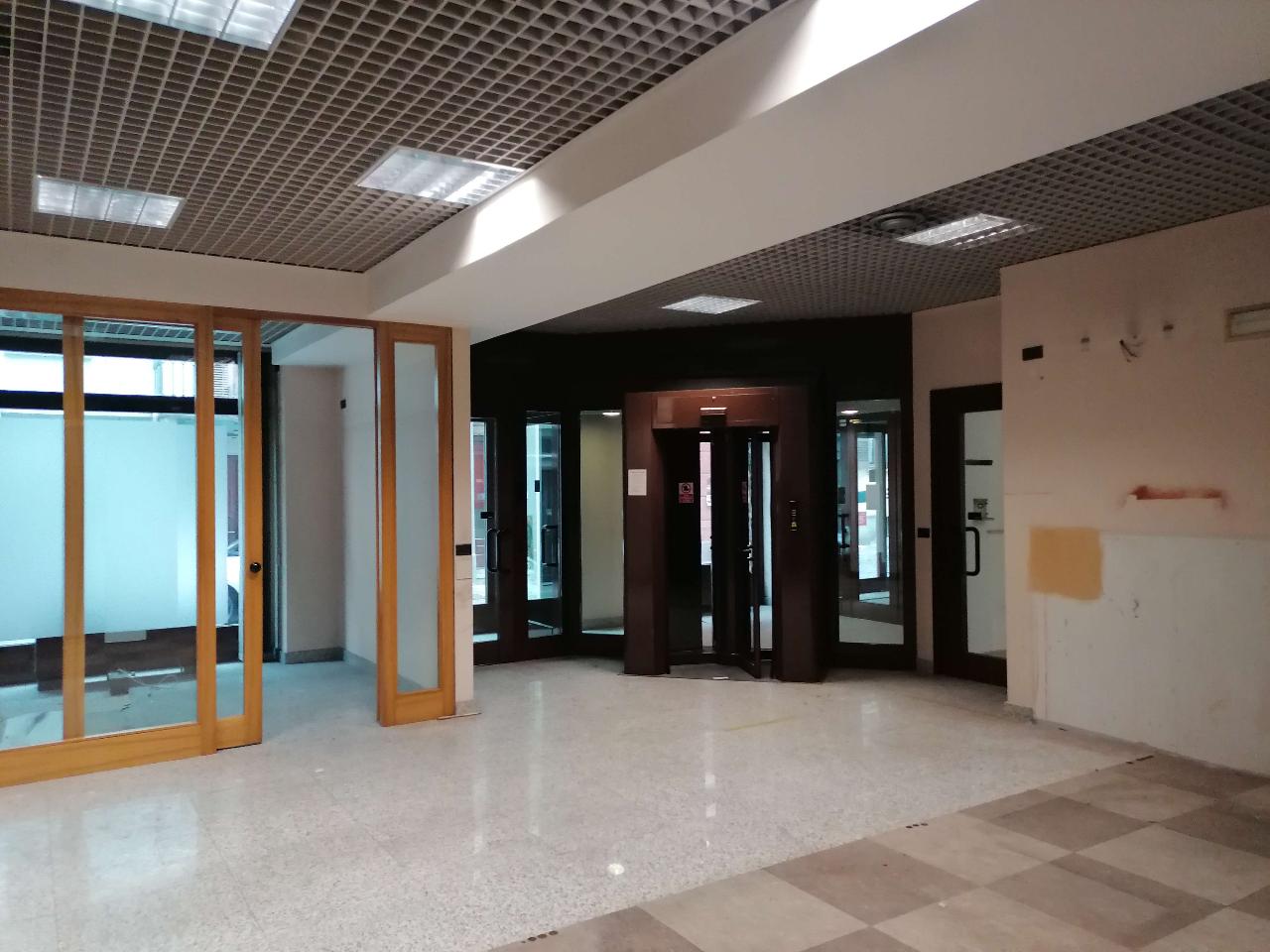 Ufficio in Via Santa Croce  19, Moncalieri, {3} - Foto 1
