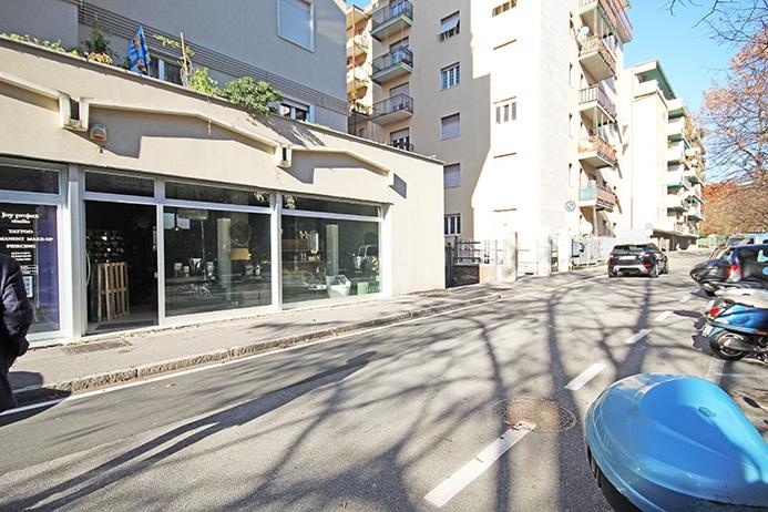 Negozio in , Bergamo, {3} - Foto 1