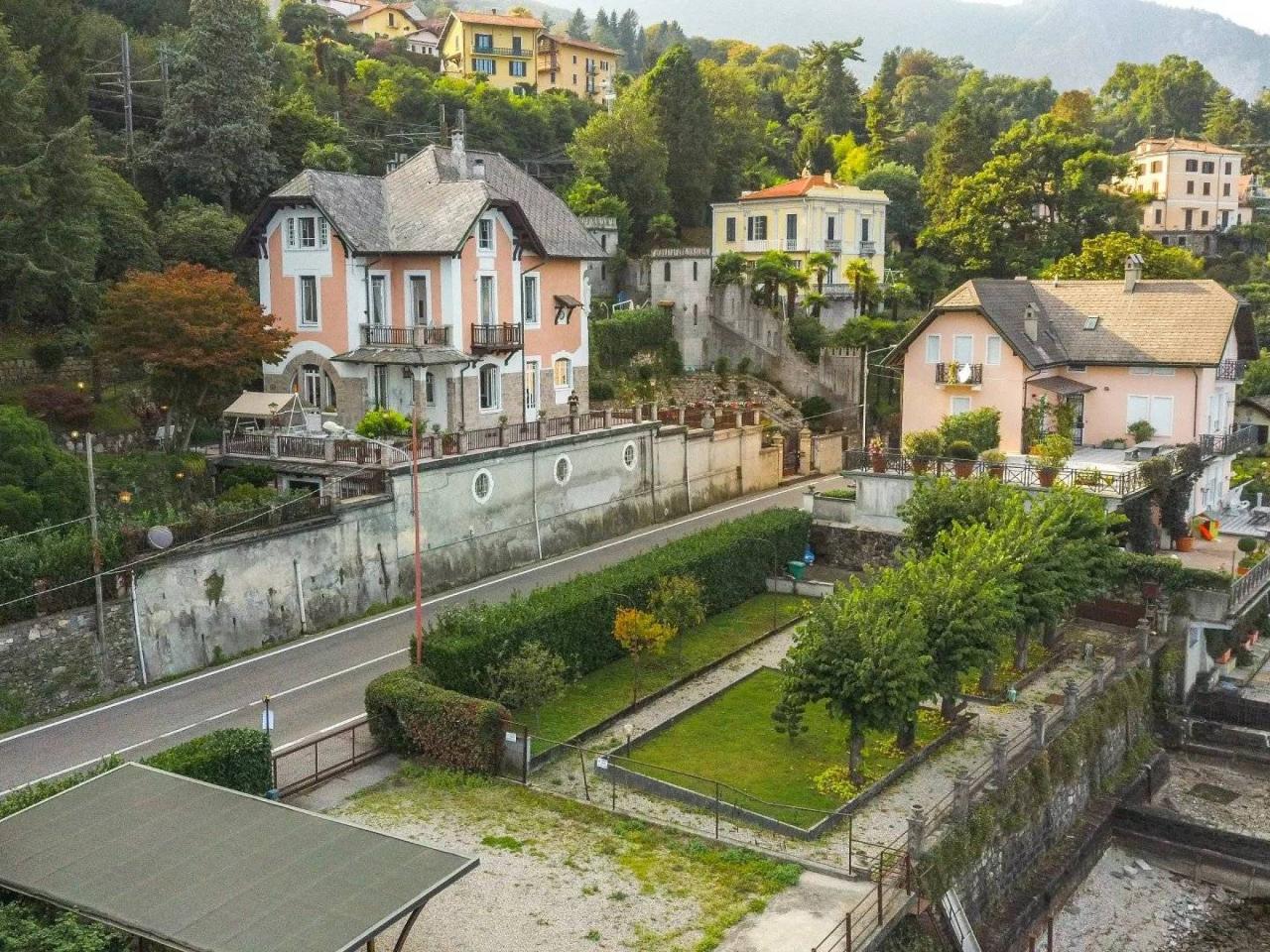 Villa in vendita a Baveno