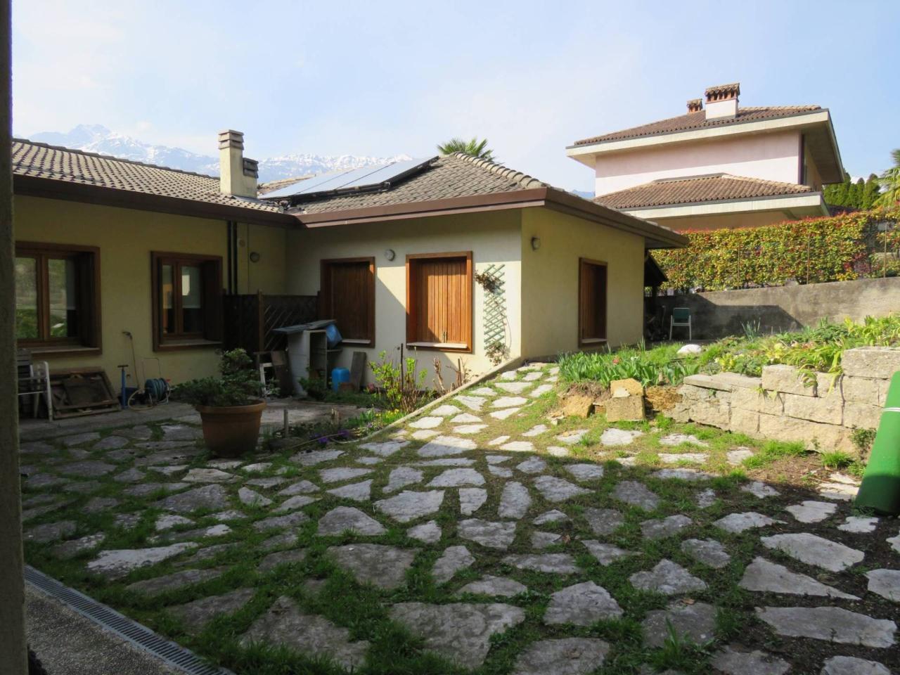 Villa in vendita a Rovereto