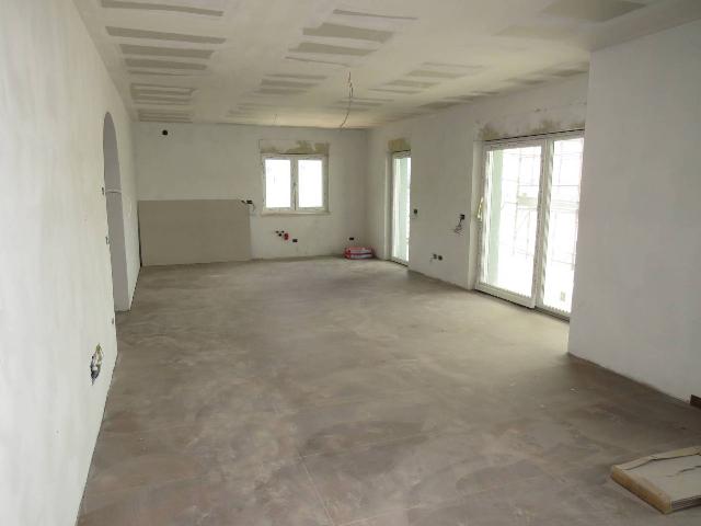 4-room flat, Isera - Photo 1