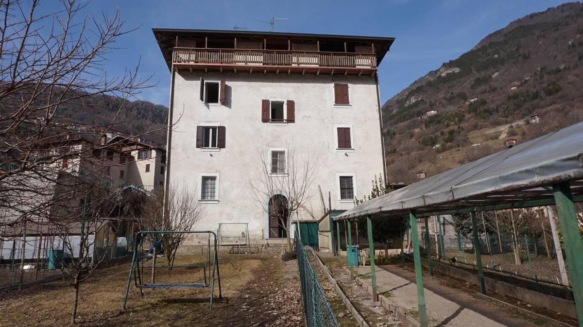 Casa indipendente in vendita a Borgo Chiese