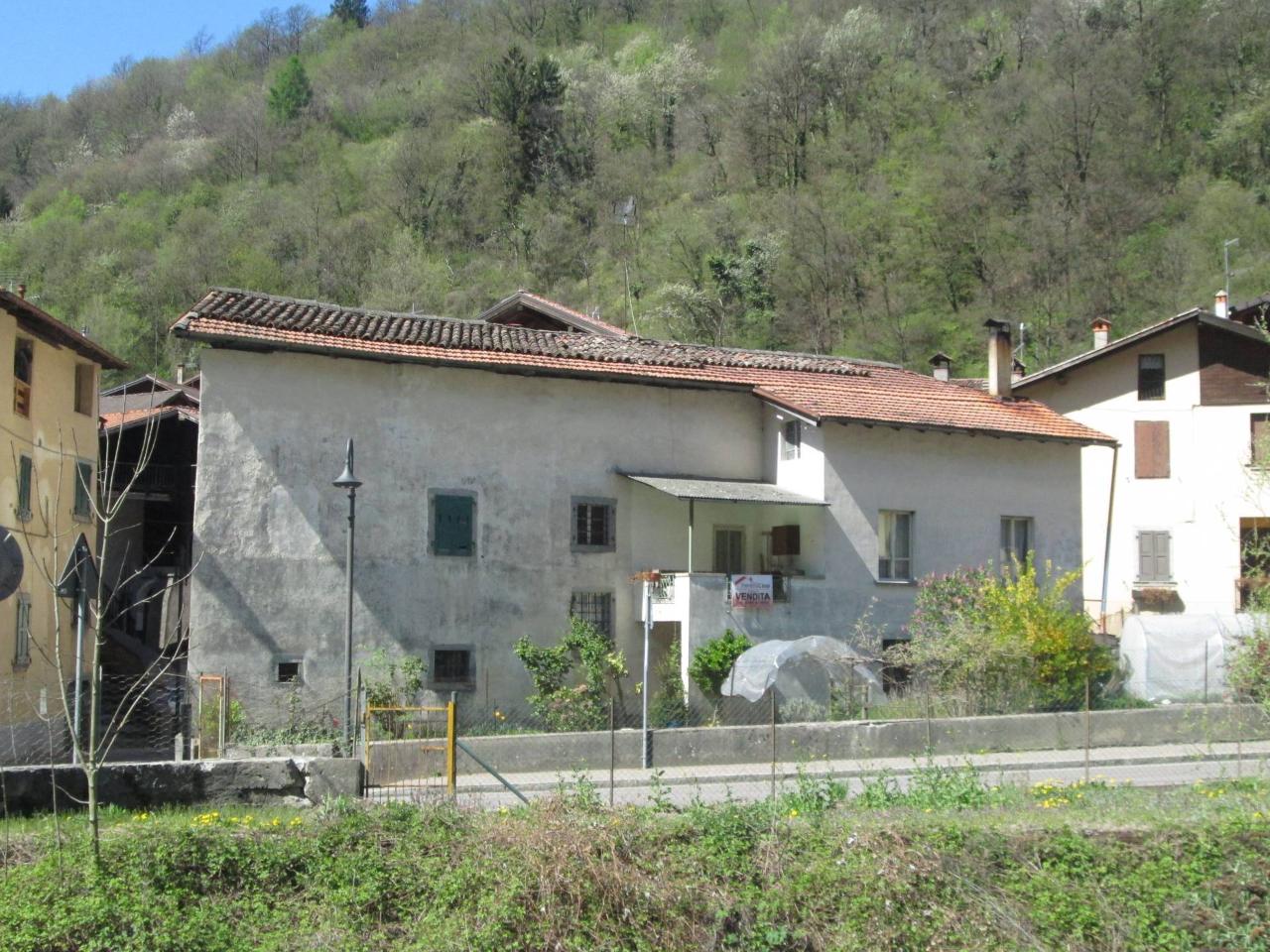 Casa indipendente in vendita a Pieve di Bono-Prezzo