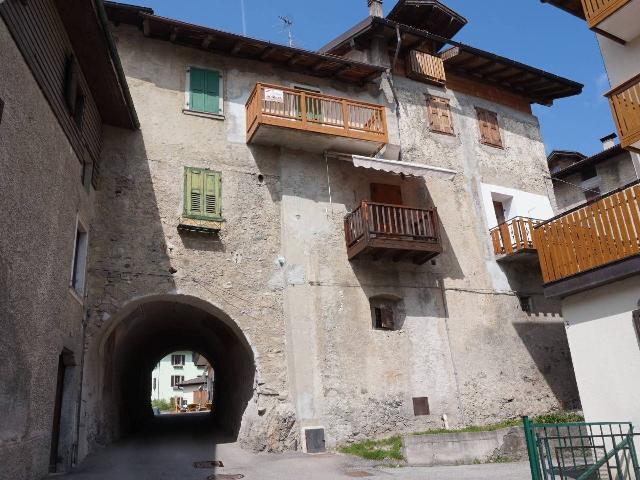 Bilocale in Roncone Piazza Dante, Sella Giudicarie - Foto 1