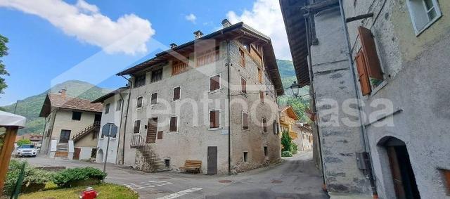 Appartamento in Via Tonai 2, Tione di Trento - Foto 1