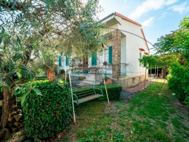 Detached house in Via della Liberta, Reggello - Photo 1