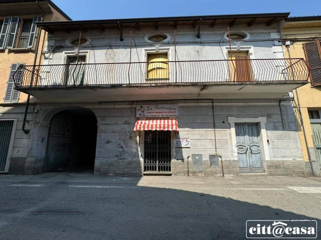 4-room flat, Crescentino - Photo 1