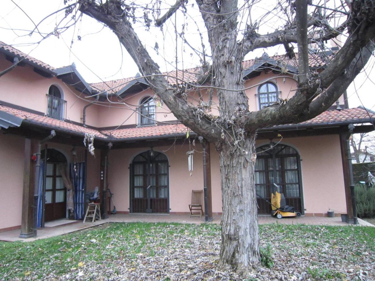 Villa in vendita a Cherasco
