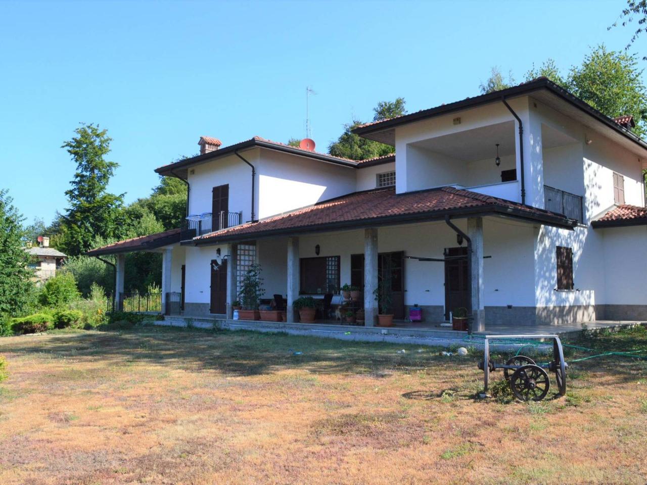 Villa in vendita a Roburent