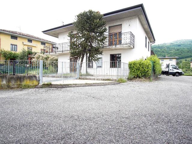 Apartament in Via San Carlo 1, Casnigo - Photo 1