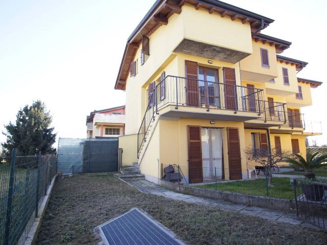 Dreizimmerwohnung in Via Monte Misma 16, Cologno al Serio - Foto 1