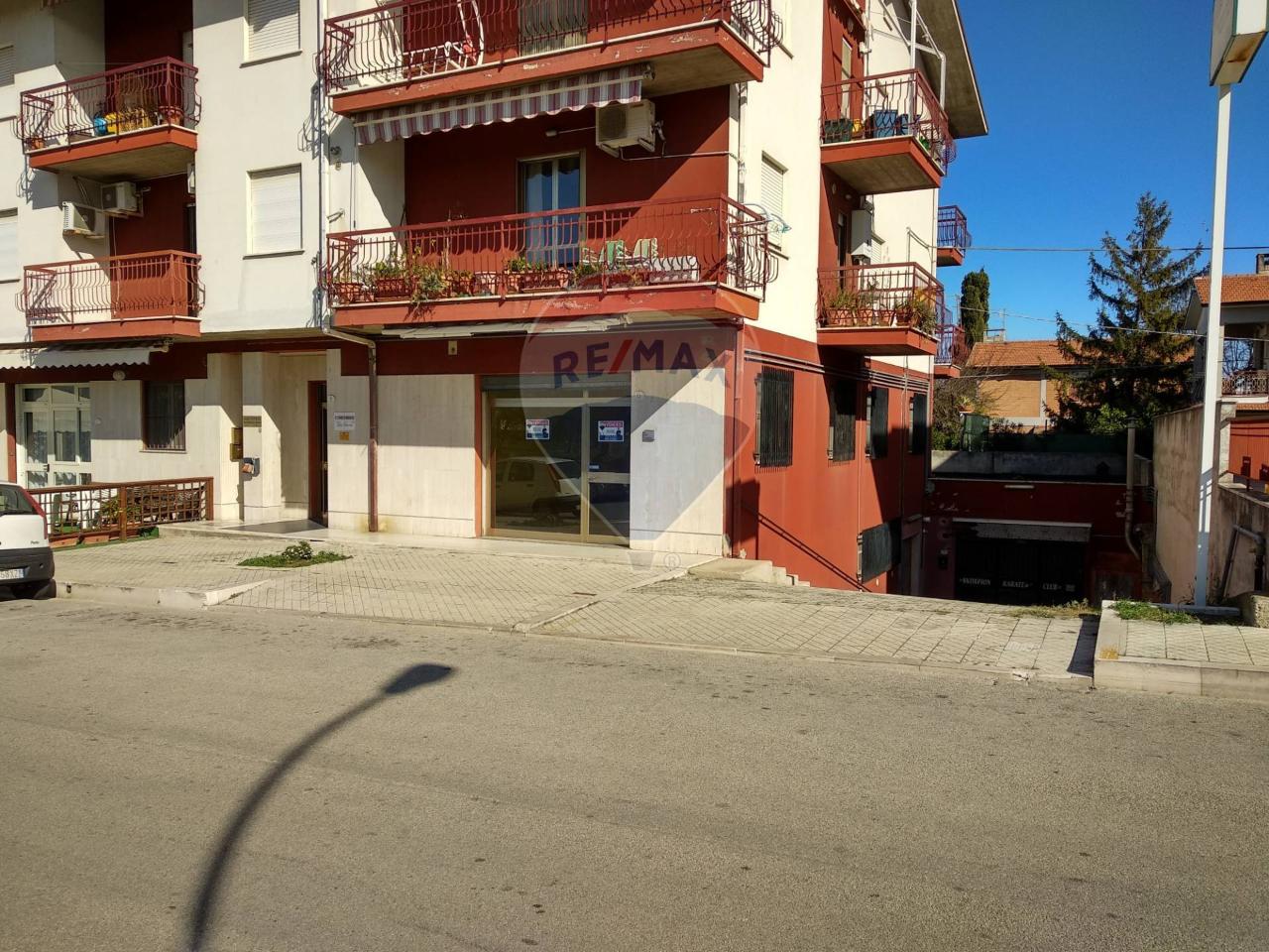 Negozio in Via Vittorio Bachelet 11/13, Fossacesia - Foto 1