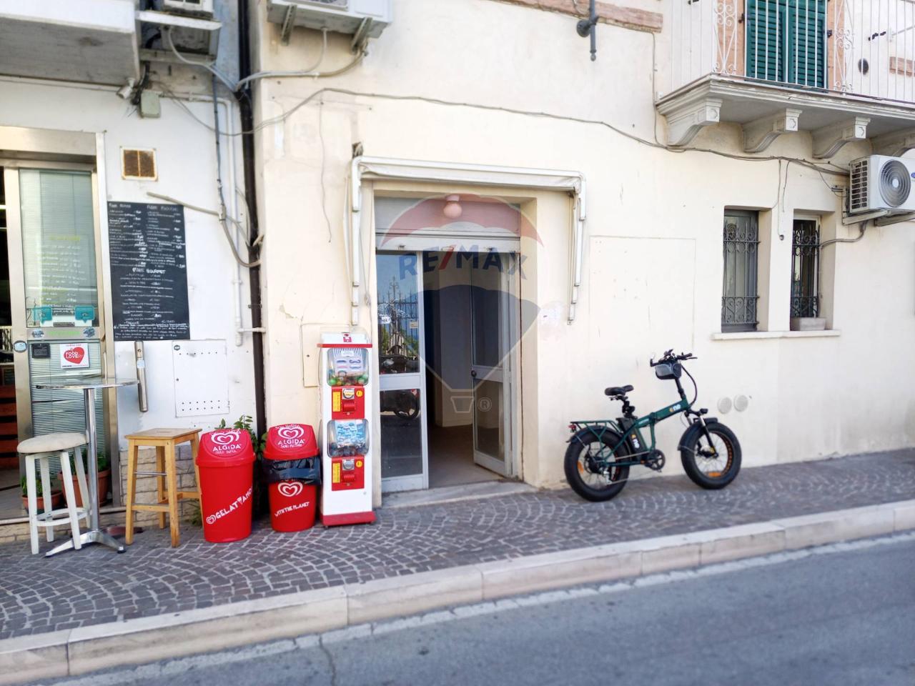 Negozio in Corso Giuseppe Garibaldi 50, Ortona - Foto 1
