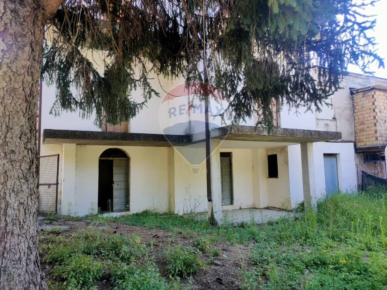 Casa indipendente in vendita a Castiglione Messer Raimondo
