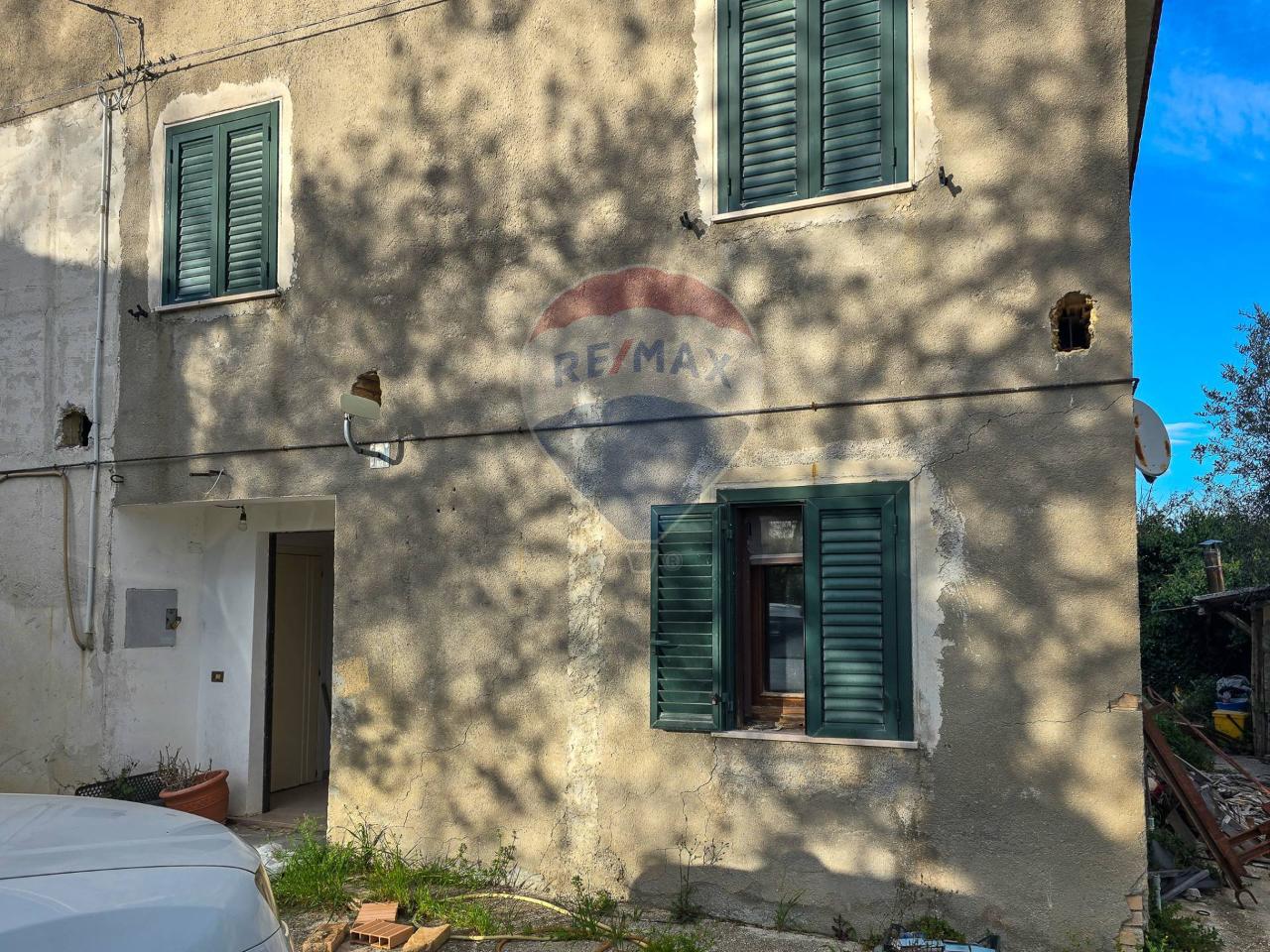 Casa indipendente in vendita a Villamagna