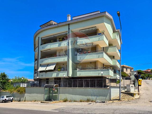 Apartament in Contrada Lazzaretto 63 Bis, Ortona - Photo 1