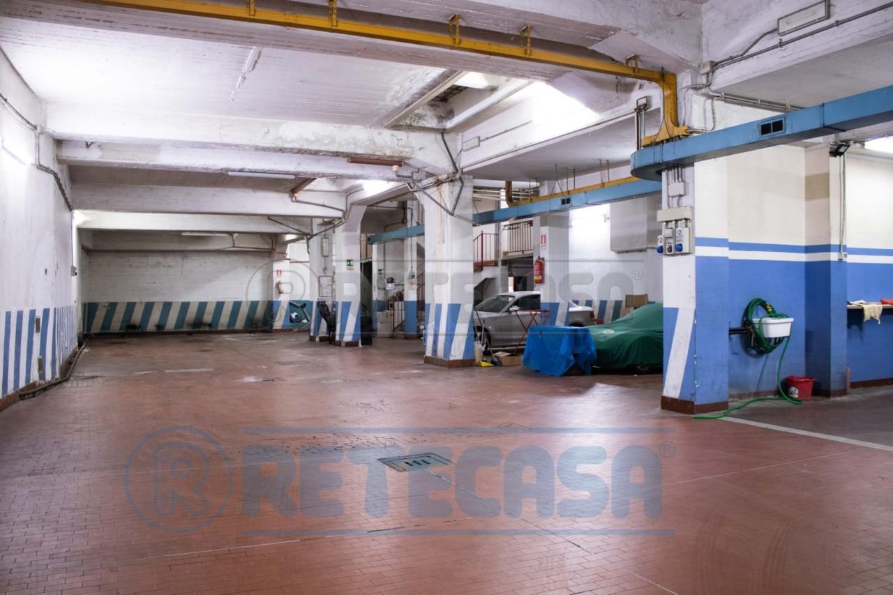 Parcheggio chiuso in Via di San Paolo alla Regola 26, Roma, {3} - Foto 2