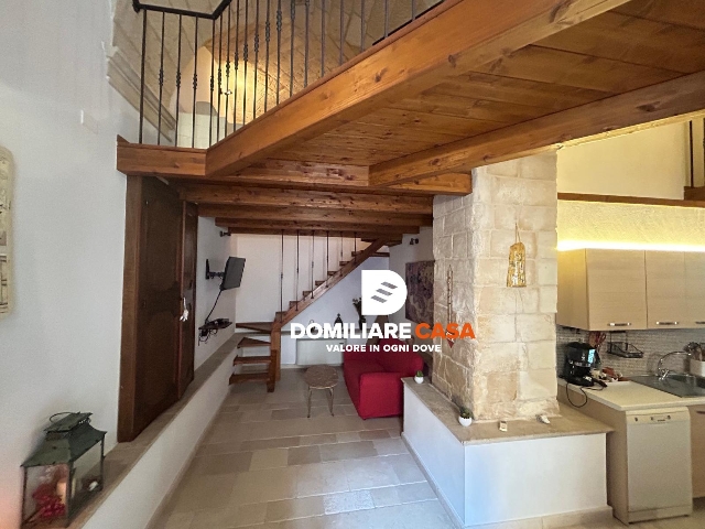 Detached house in Via Luigi Scarambone 27, Lecce - Photo 1