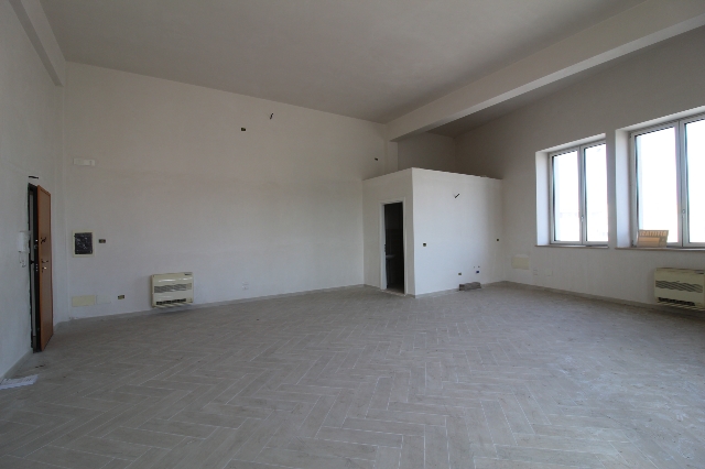 Office in Via Orsini Ducas, Lecce - Photo 1