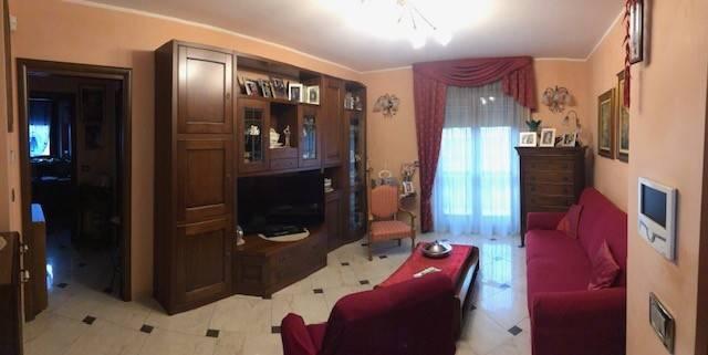 4-room flat in Via Antoon Van Dyck 14, Volpiano - Photo 1